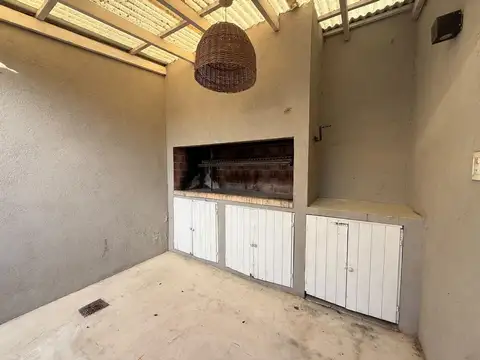 Casa en Alquiler en Punta Chica, $ 3.000.000