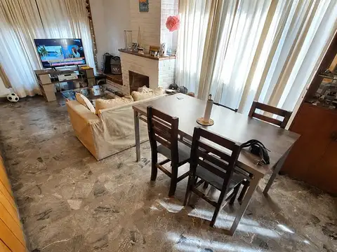 Depto Tipo Casa en Venta en Olivos Maipu/Uzal, USD 123.000