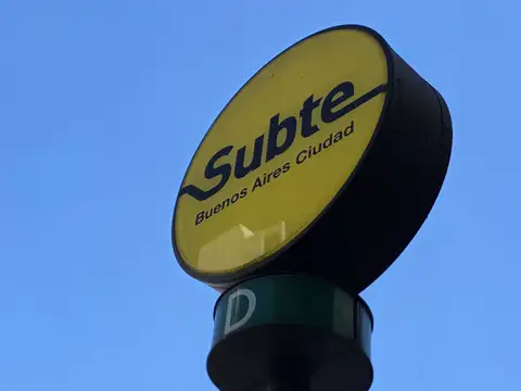 Departamento 6 ambientes con 2 baños