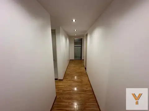 Departamento en Venta en Barrio 2 De Abril, USD 128.000