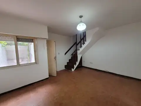Ocampo 1300, Piso 0