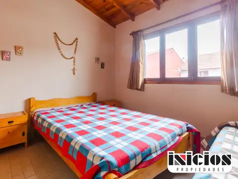 Dúplex: Carreras Nº 1.052, Entre Solís Y Calvetti. El Silvio - C913