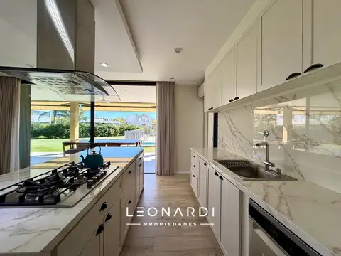 Casa en Venta al Noreste