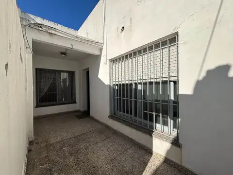 Depto Tipo Casa 4 ambientes con 1 baño
