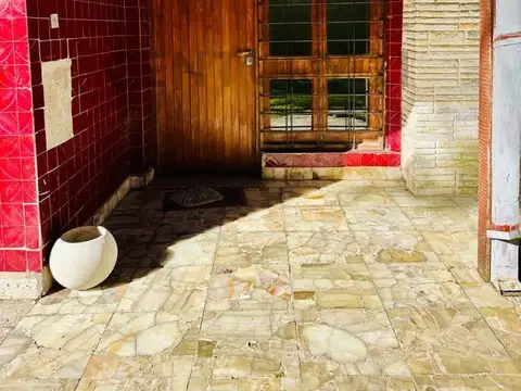 Casa en Venta en Villa Elisa, USD 140.000