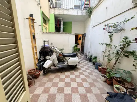 Depto Tipo Casa en Venta en Almagro, USD 100.000