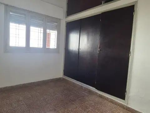 CASA  DEPARTAMENTO EN VENTA  VILLA ALLENDE Barrio San Alfonso  Ideal para vivir e invertir