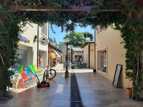 Local en Alquiler 8 años