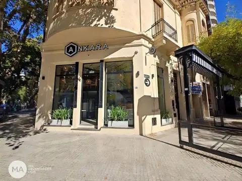 LOCAL COMERCIAL EN VENTA RECICLADO A NUEVO