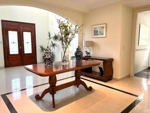 Casa en Venta en Nuevo Quilmes, USD 999.000