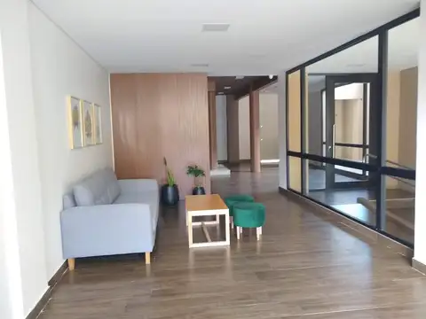 Departamento Semipiso en Alquiler en Tigre 2 dormitorios, Av. Italia 900
