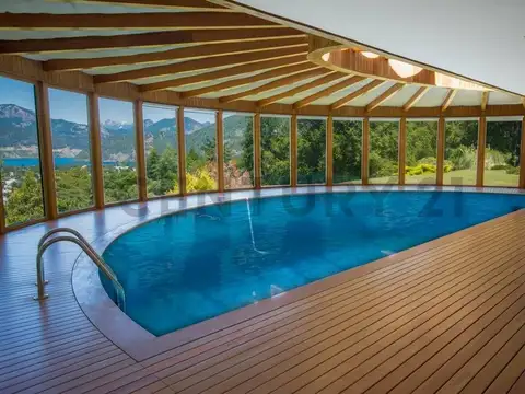 CASA VENTA SAN MARTIN DE LOS ANDES CON VISTA AL LAGO. ZONA CENTRO