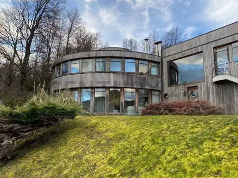 CASA VENTA SAN MARTIN DE LOS ANDES CON VISTA AL LAGO. ZONA CENTRO