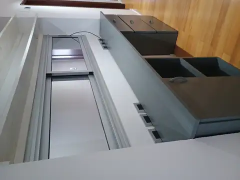Semipiso frente liv-com balcon 1 dorm grande cochera cub baulera nuevo categ 55 e/ 7 y 8