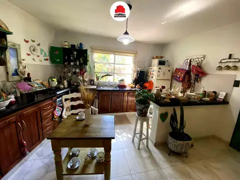 Casaquinta en venta, Van Gogh 3440, barrio El Cazador. PERMUTA. APTA CREDITO