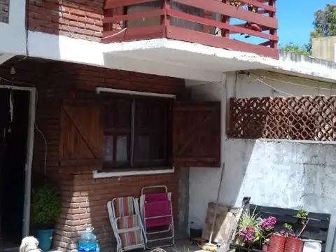 Duplex 3 ambientes, sobre avenida Santa Teresita (101023) 