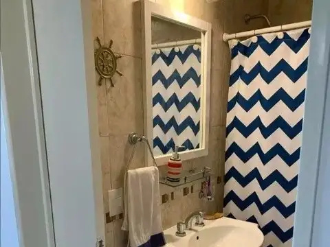 Av Independencia , Piso 4