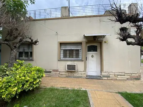 Casa en Venta en Castelar Sur, USD 63.500