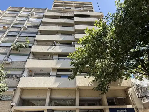 Vent Cruzada. Cochera. Doble balcón. Excelente!