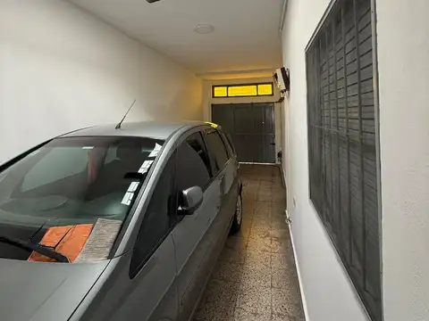 Aristobulo Del Valle 2600