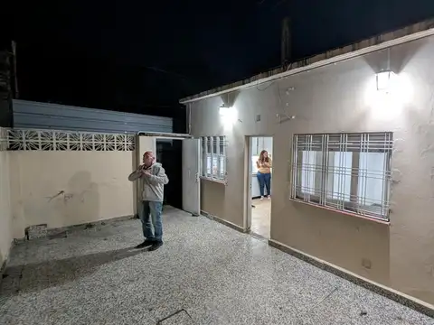 PH EN VENTA- CANADÁ AL 3100, LANÚS OESTE - 2 AMBIENTES