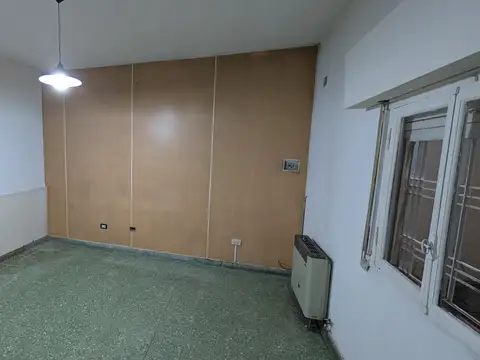 Depto Tipo Casa en Venta en Lanus Oeste, USD 44.900