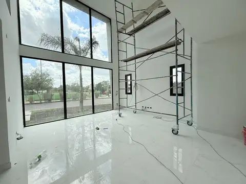 CASA EN VENTA EN SANTA ELENA - PILAR