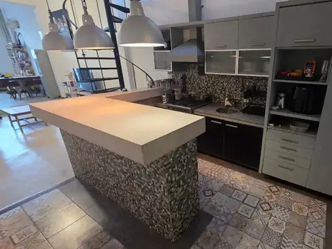 Depto Tipo Casa 3 ambientes con 2 baños