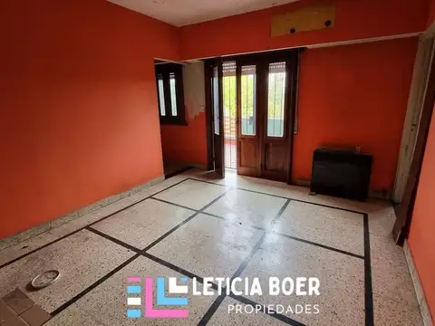Depto Tipo Casa en Alquiler de 4 ambientes