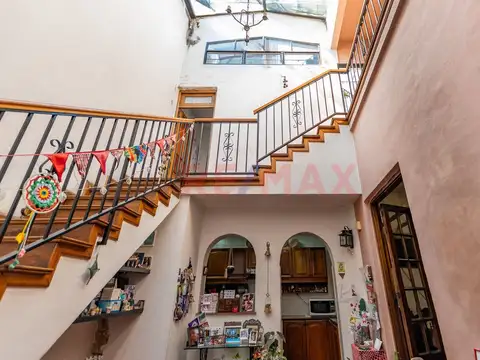 Casa 5 ambientes con 1 baño