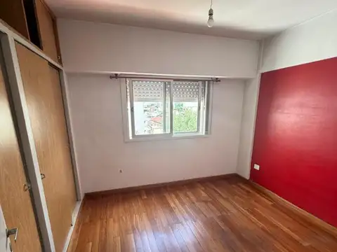 2 amb semi piso c/fte