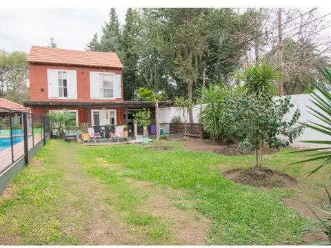 Casa en zona Liceo Aeronáutico.