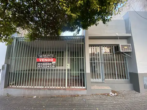 Casa con local en venta ubicado en San Vicente