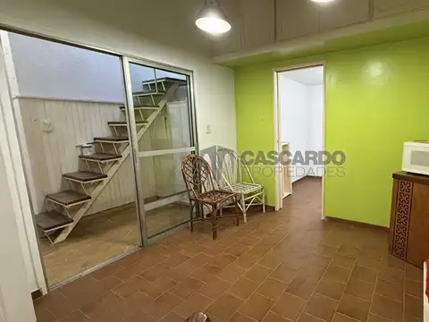 Depto Tipo Casa 3 ambientes con 1 baño