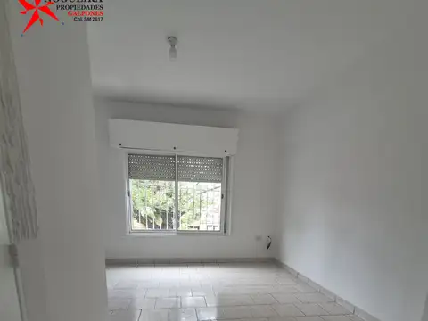 Puán 4900, Piso 1