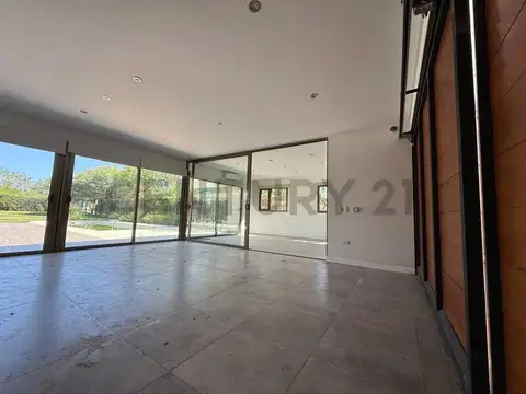 Casa en Alquiler 2 años
