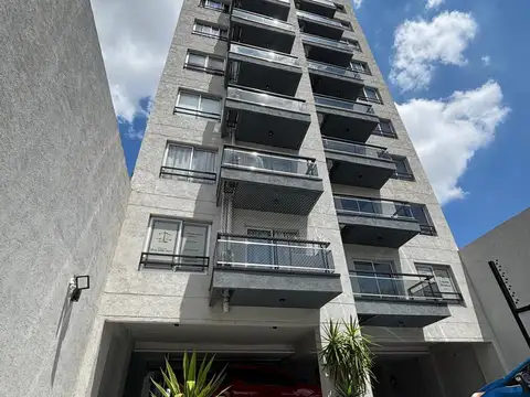 depto dos amb, con cochera frente