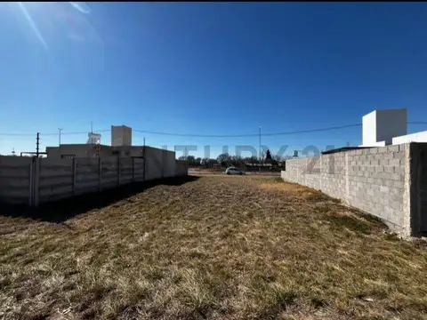 LOTE EN VENTA VALLE CERCANO BARRIO EL EQUIPO