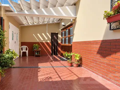 Casa en Venta en Castelar Sur, USD 100.000