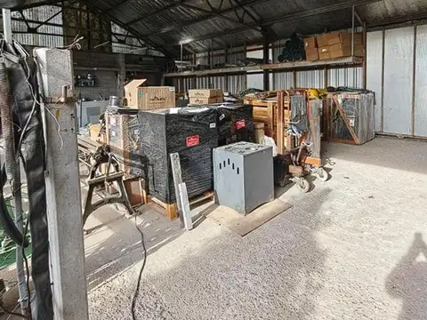 Oportunidad Única para Inversores – Lote + Casa + Galpón