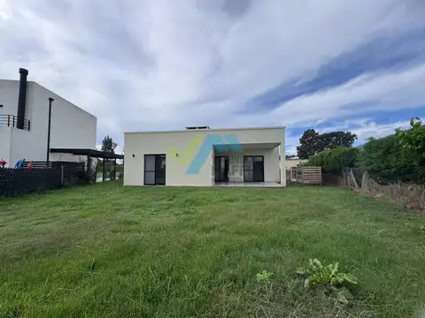Casa en Venta en Pilar del Este - San Ramon, USD 159.000