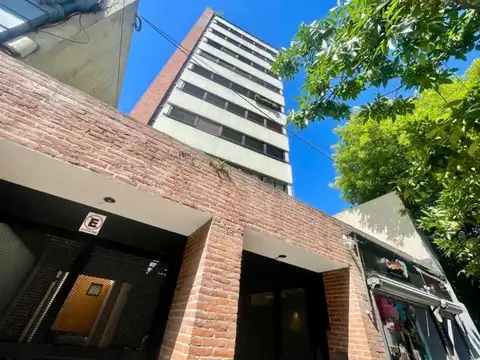 10 entre 48 y diagonal 73 1100