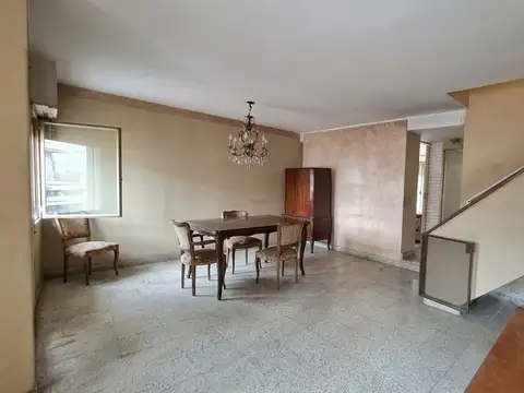 CASA 3 DORMITORIOS PATIO VERDE  APTA CREDITO