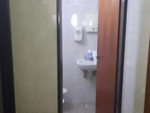 DEPÓSITO ASTORI. EXCELENTE UBICACIÓN 1.100 m2