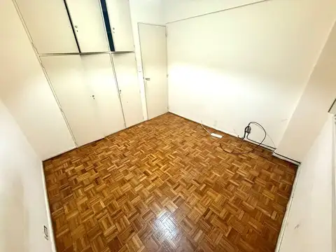 Avenida Juan Bautista Alberdi 200