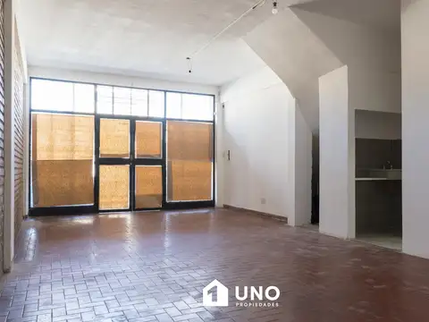 Local en Alquiler en Centro, $ 400.000