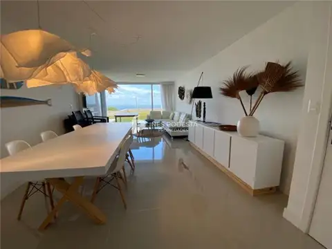 Departamento en Alquiler de 3 dormitorios