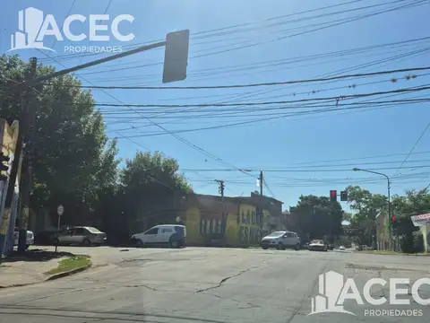 Galpon en Venta en La Tablada, USD 100.000