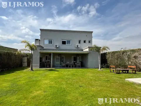 Casa en Alquiler Temporal de 4 dormitorios