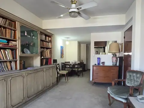 Oportunidad Usd 1730 X M²: Venta Amplio Depto 2 Amb - Excelente Ubicación!